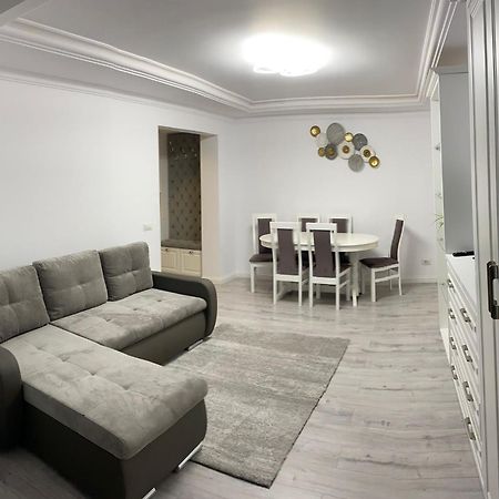 Apartament Areni Suceava Ngoại thất bức ảnh